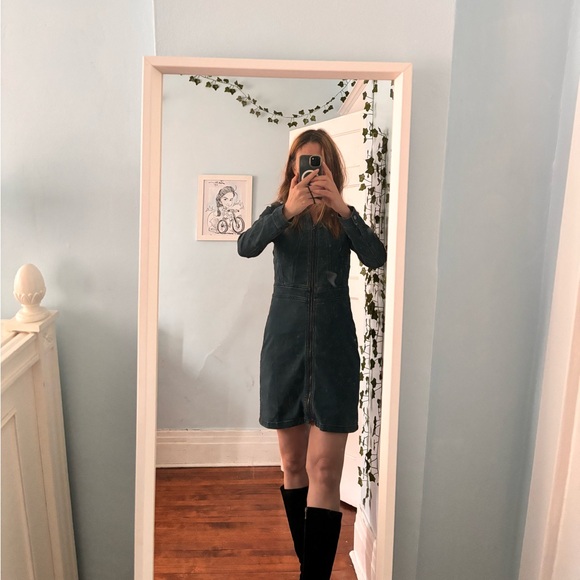 Triple Five NYC - Picture 4 of 5